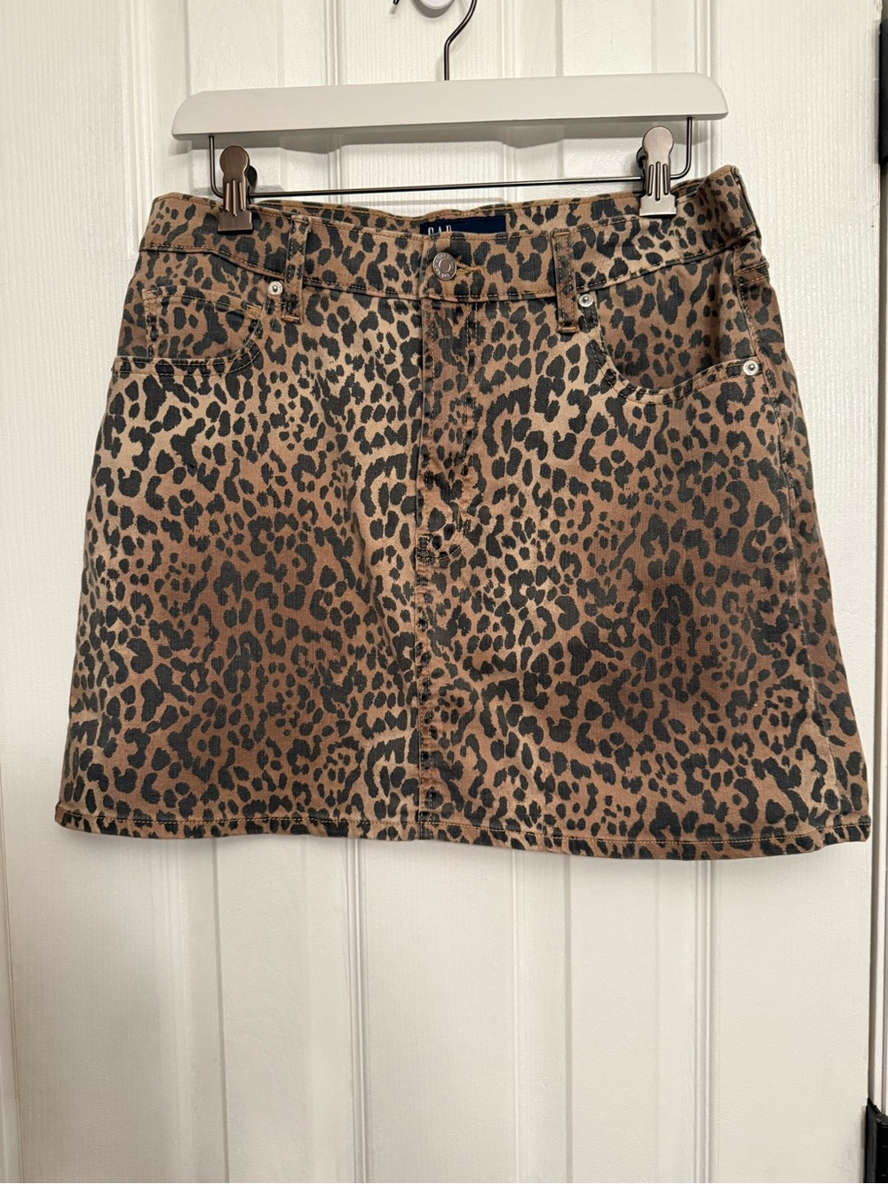 Gap Leopard Print Women's jean denim Skirt  12/31 $69 Anthropologie